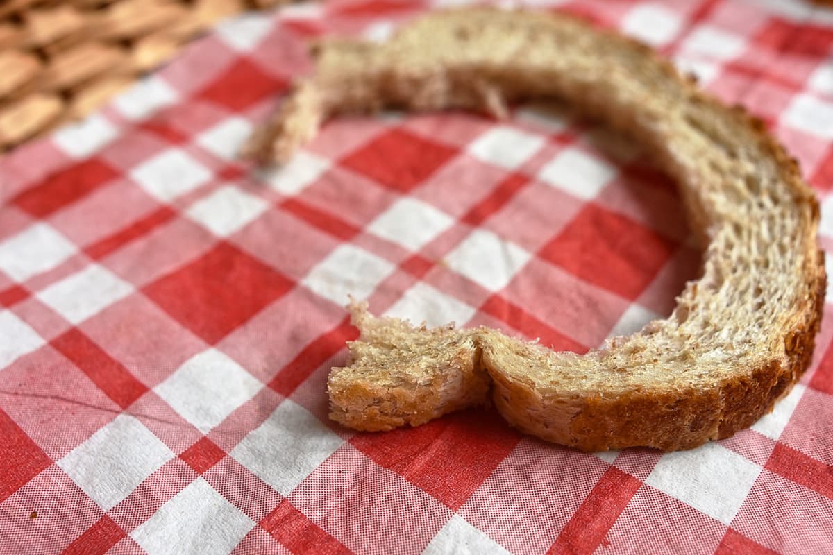 食べ物を粗末にする