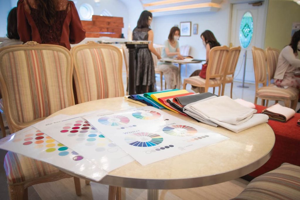 パーソナルカラー診断に使うアイテム