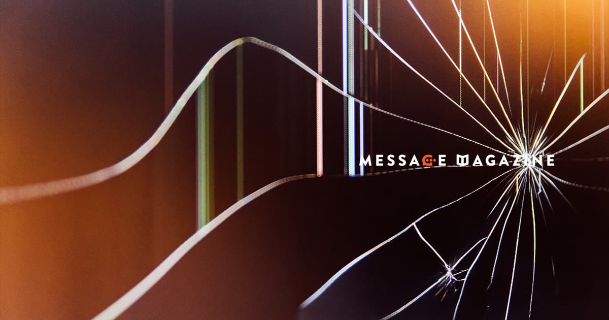 僕が人を信じなくなったのは、冷たいからではなく信じた人に裏切られたからだ。