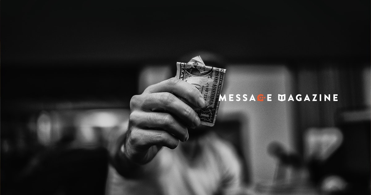 年収や貯金額に一喜一憂してる時点でたかが知れてるって話。