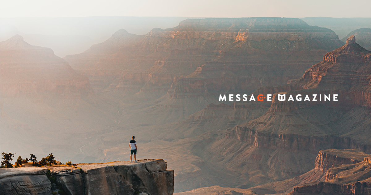 僕には小さ過ぎた世界に違和感を感じながら息して。